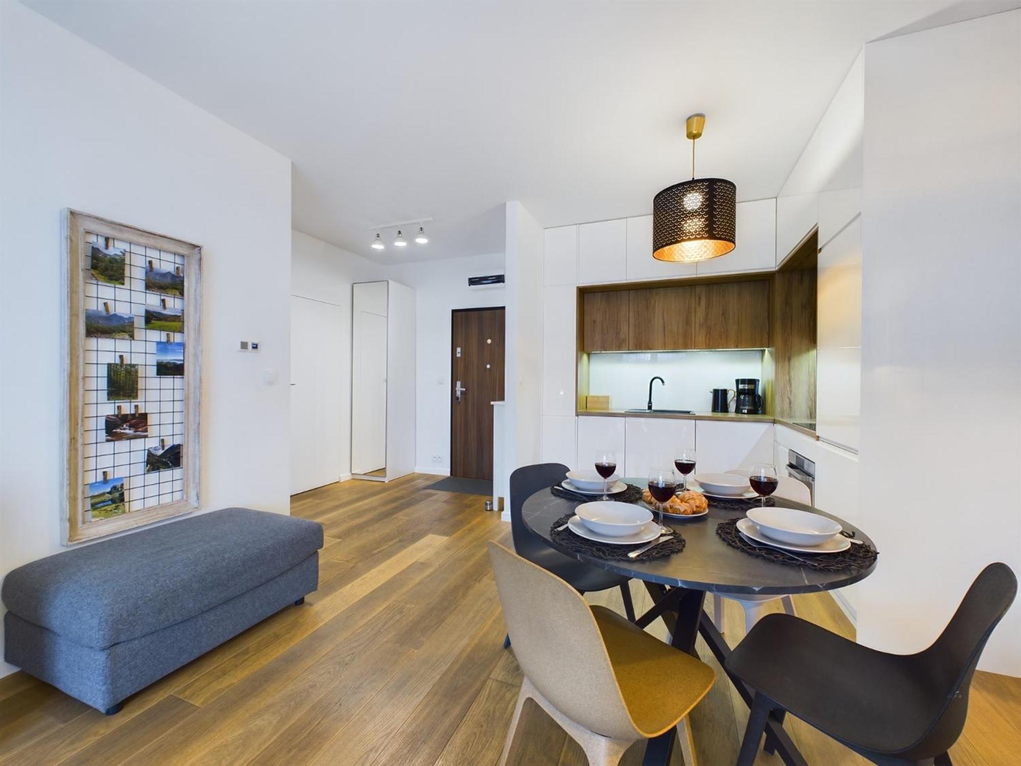 Apartments Go Rakowicka By Noclegi Renters Cracovie Extérieur photo