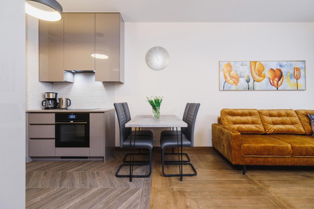 Apartments Go Rakowicka By Noclegi Renters Cracovie Extérieur photo